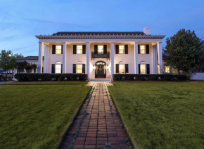 Wood Manor Guest House